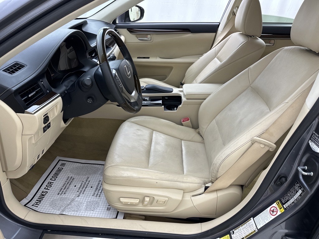 Lexus 2014 for sale