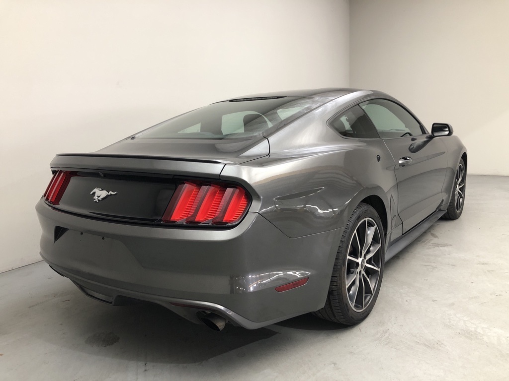 used Ford Mustang