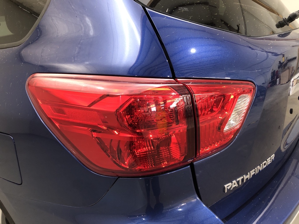 used 2018 Nissan Pathfinder for sale
