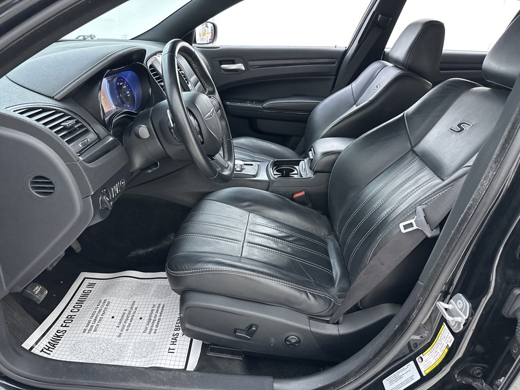 used 2015 Chrysler 300 for sale Houston TX