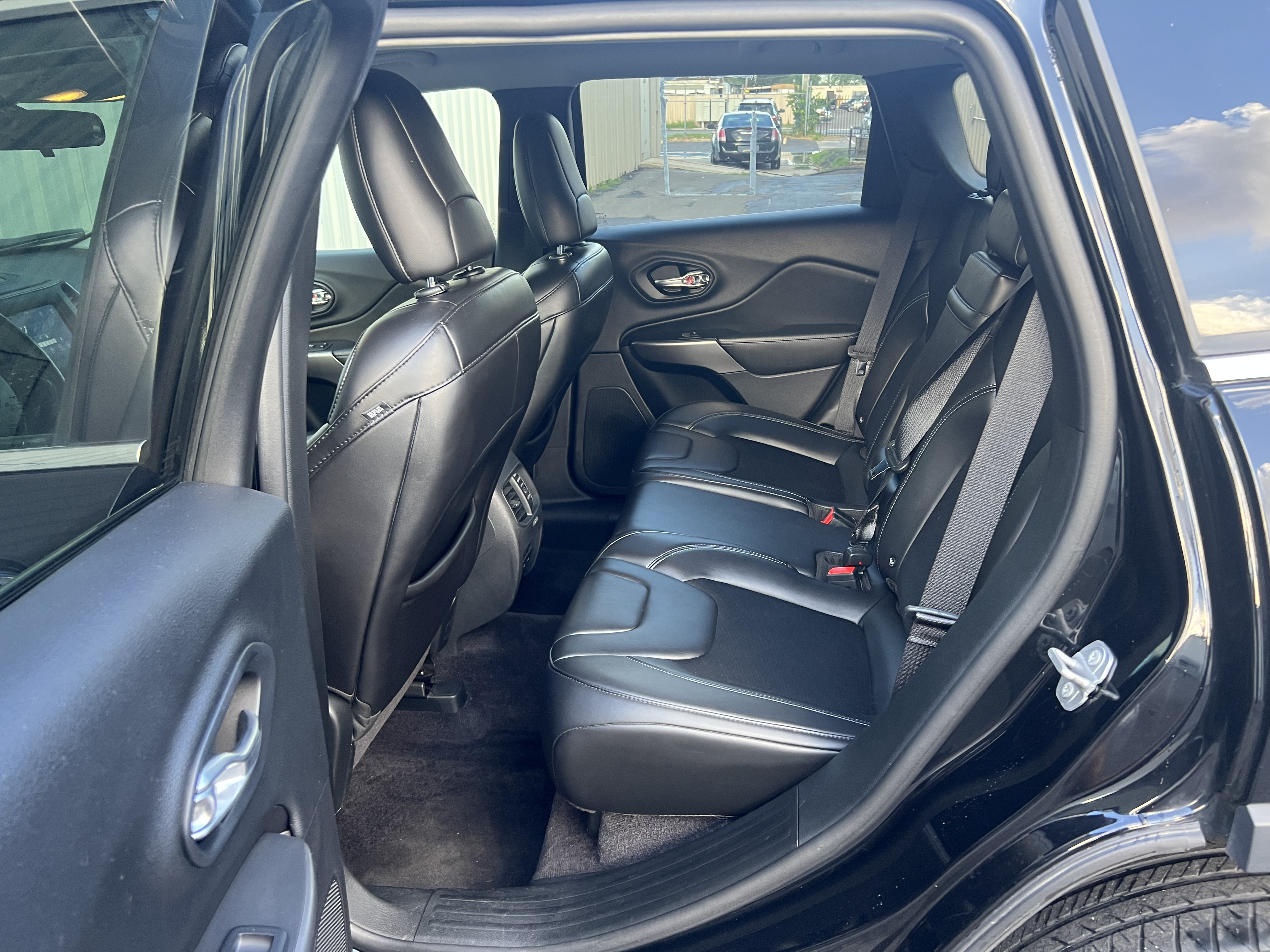 used 2019 Jeep Cherokee for sale near me