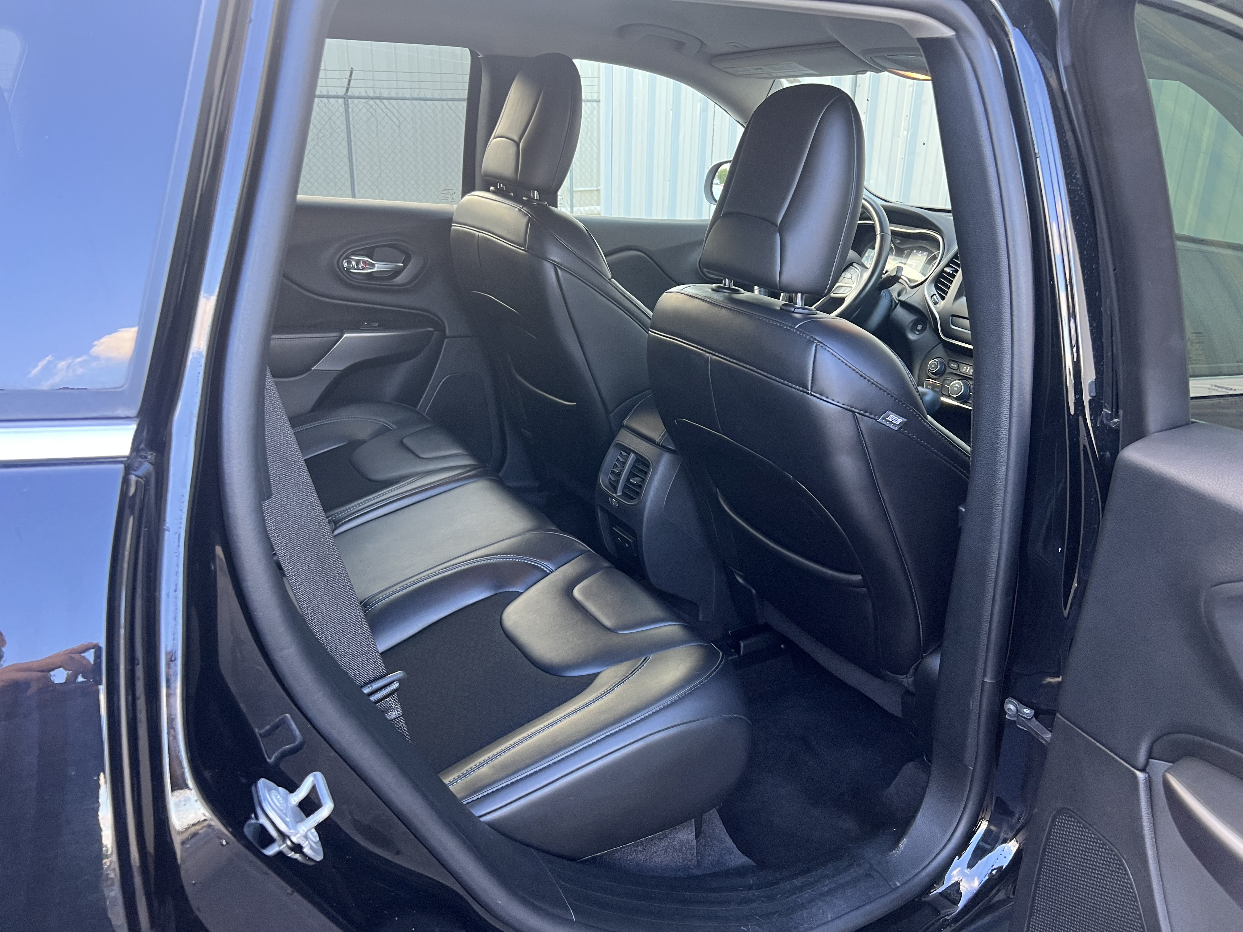 used 2019 Jeep Cherokee for sale Houston TX