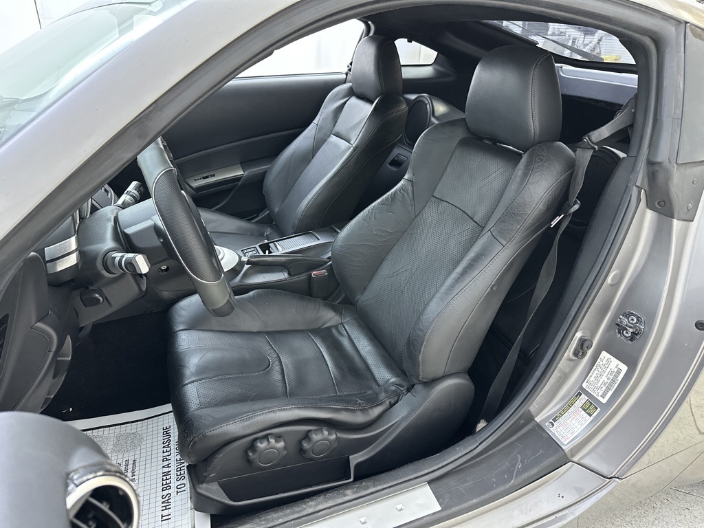used 2007 Nissan 350Z for sale near me